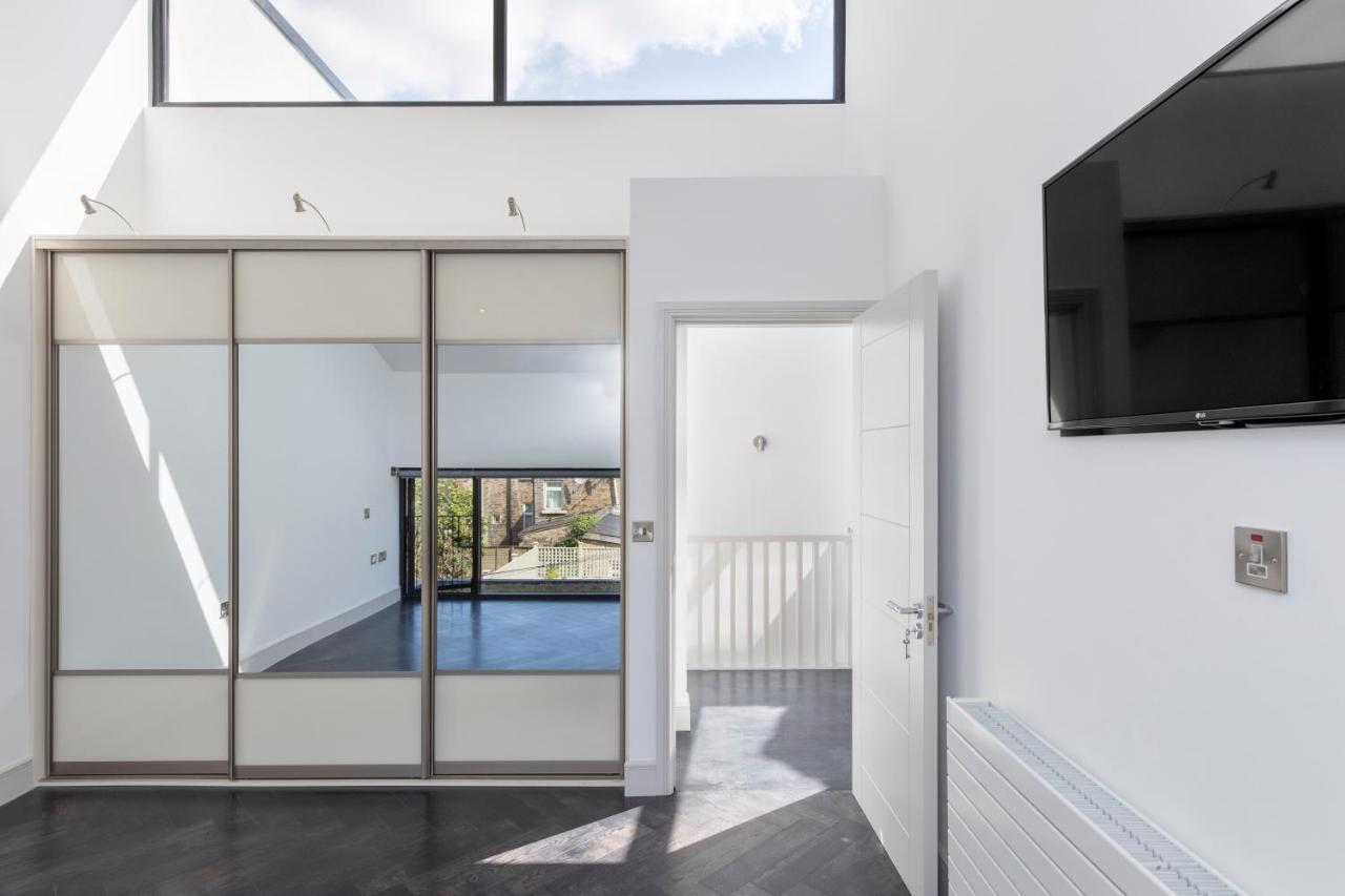 The Van Morrison Suite - Hiphipstay Dublin Extérieur photo