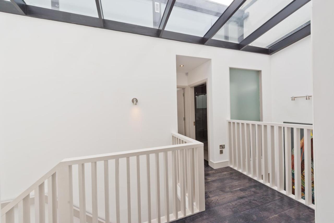The Van Morrison Suite - Hiphipstay Dublin Extérieur photo