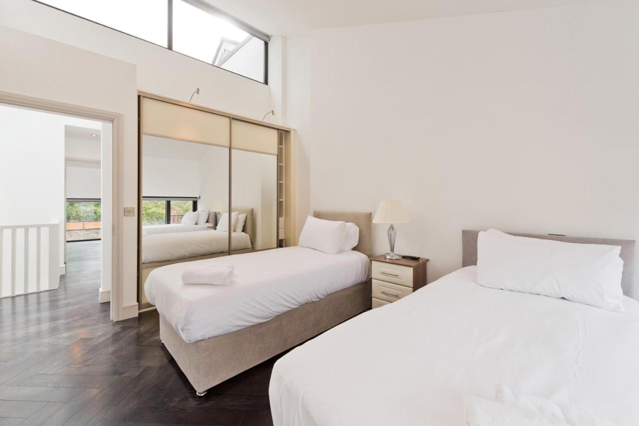 The Van Morrison Suite - Hiphipstay Dublin Extérieur photo